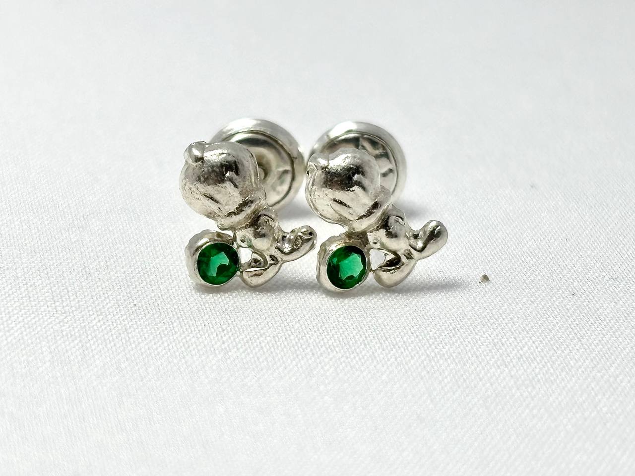 Aretes Piolín en Plata con cristal verde