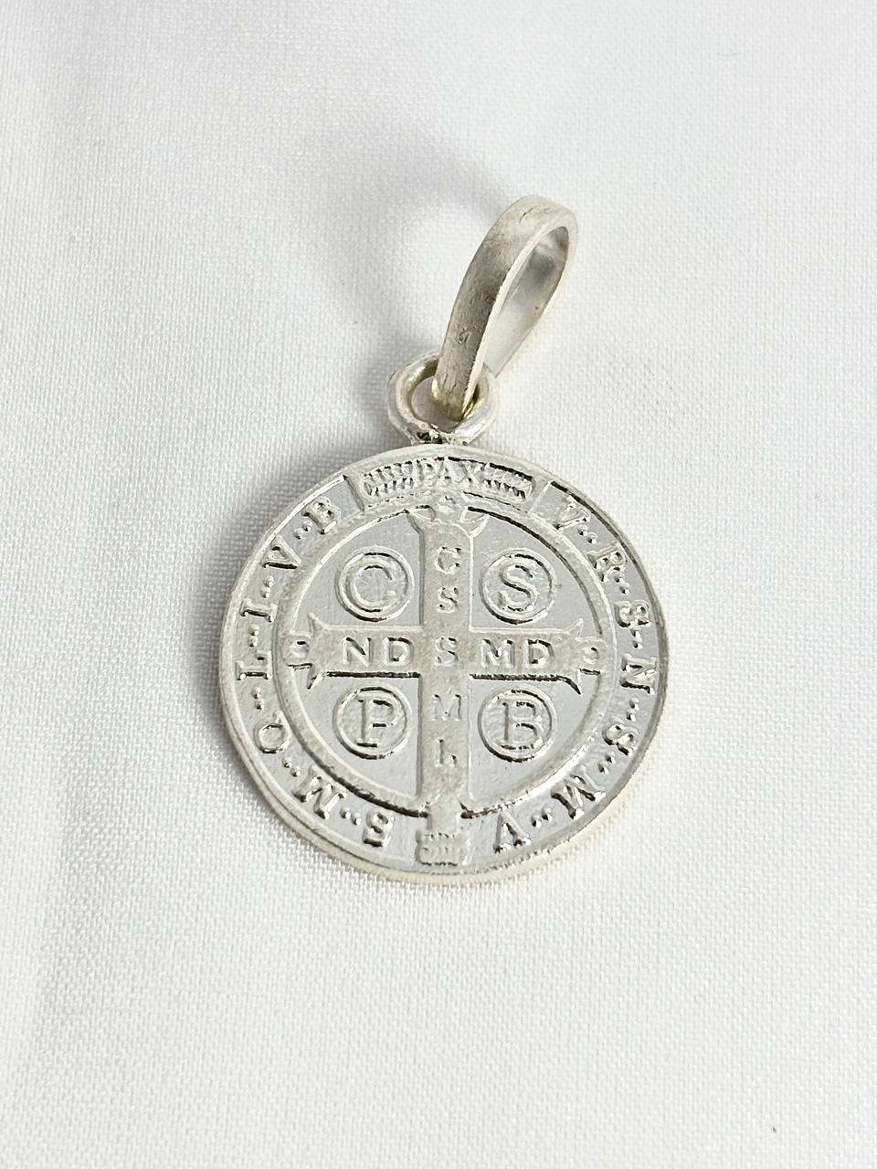 Medalla de San Benito en Plata 925