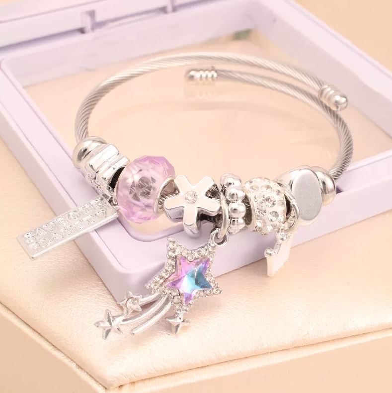 Pulsera Encanto Celestial en Acero